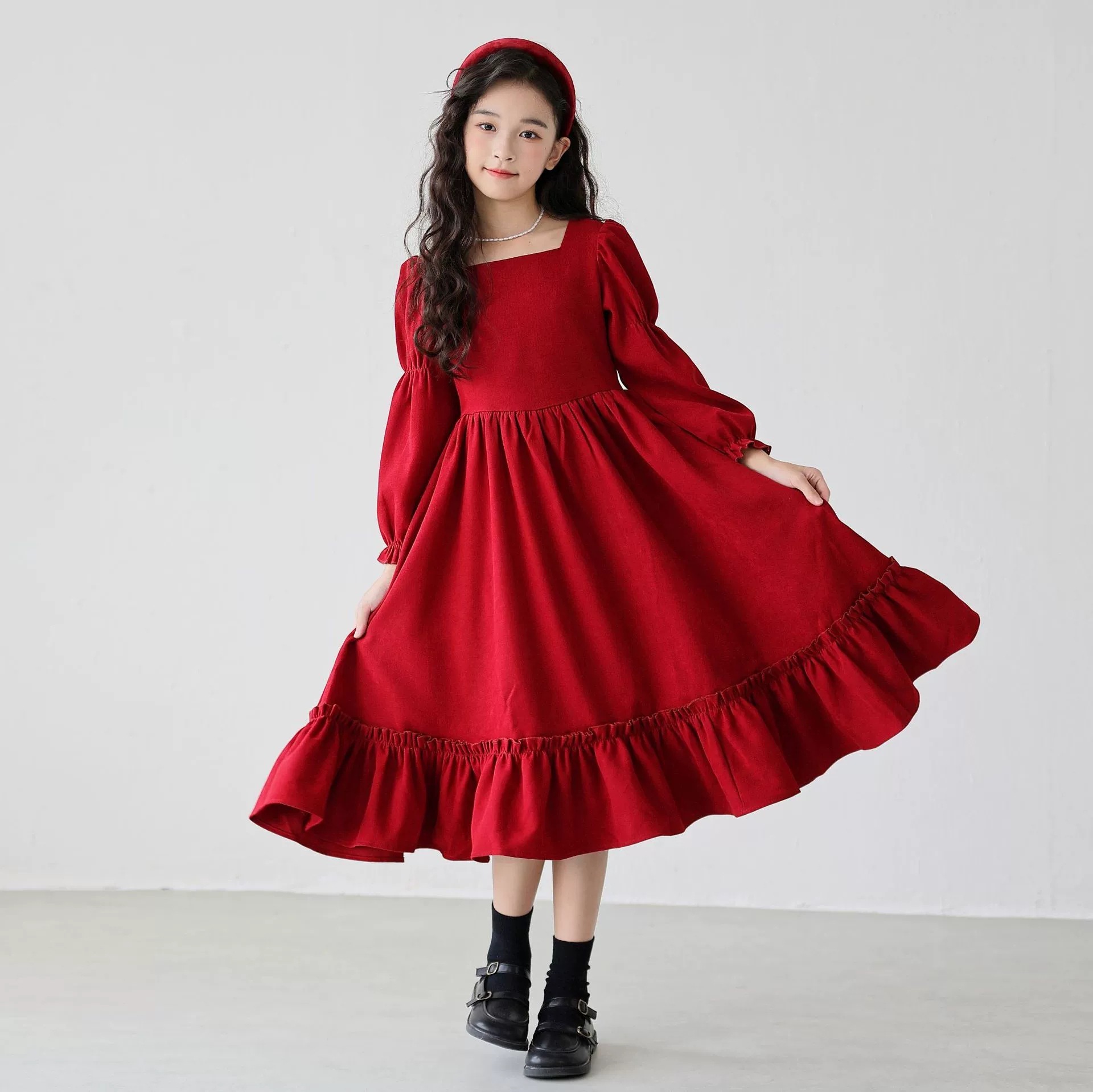 86ff14e2-6b2d-4180-b4c3-af9866fa989c.jpg Girl's Long Sleeve Solid Color Square Neck Simple Dress - الصورة 1