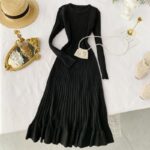 Mid-length Over-the-knee Dress With Long Sleeves And Waist Was Slim