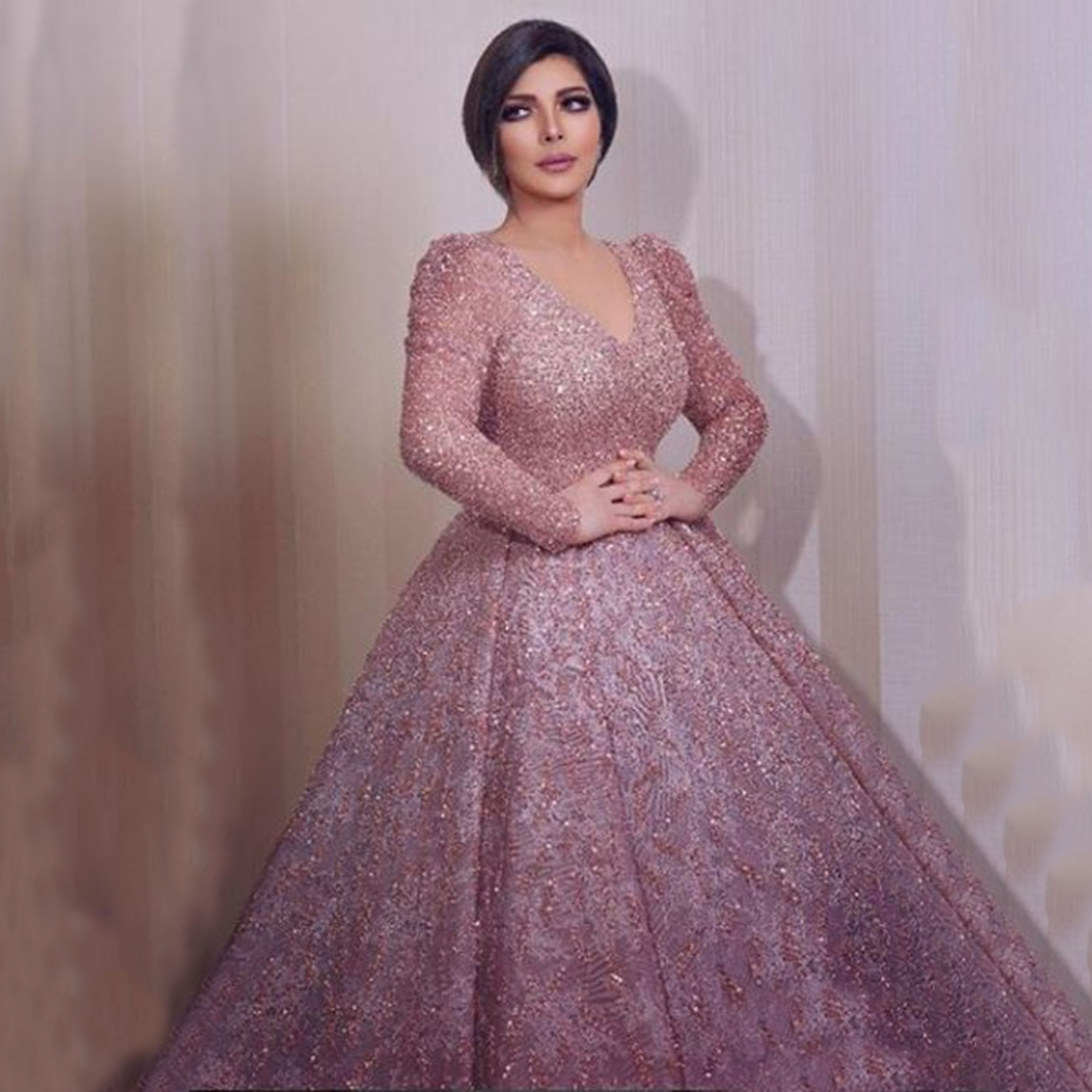 e4451298-a980-4663-8472-54b4e4d75a45.jpg Women's Long-sleeved Gold Lotus Root Pink Slim Dress - الصورة 1