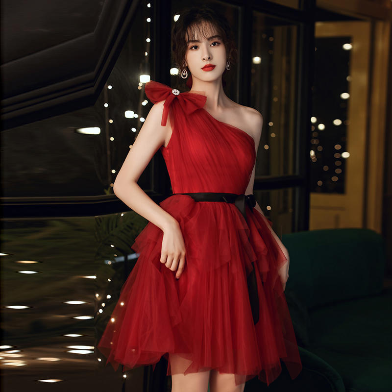 6a03d858-5ab9-4ae3-923a-6da91741b22e.jpg Women's Extravagant And Minority High-end Performance Dress - الصورة 1